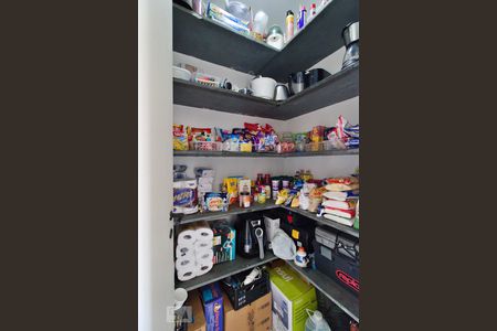 Apartamento à venda com 173m², 4 quartos e 3 vagasDespensa