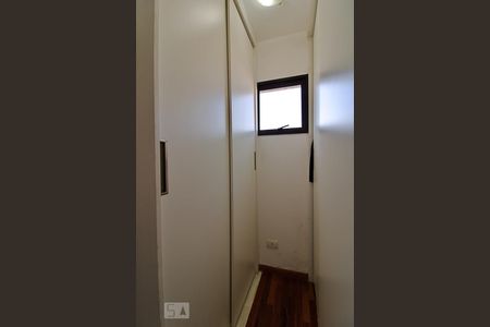 Apartamento à venda com 173m², 4 quartos e 3 vagasCloset da Suíte 1
