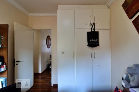 Apartamento à venda com 173m², 4 quartos e 3 vagasQuarto 4