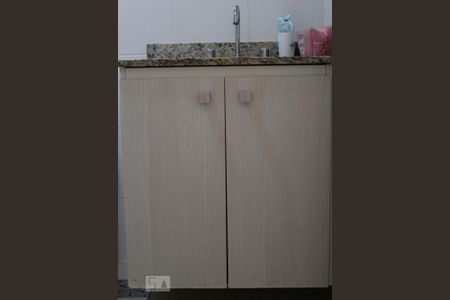 Apartamento à venda com 78m², 2 quartos e 1 vagaBanheiro Social