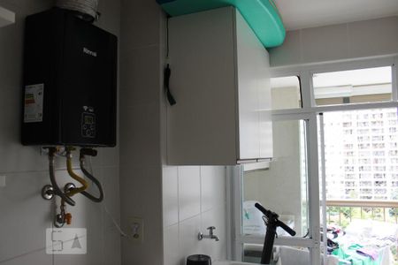 Apartamento à venda com 78m², 2 quartos e 1 vagaÁrea de Serviço
