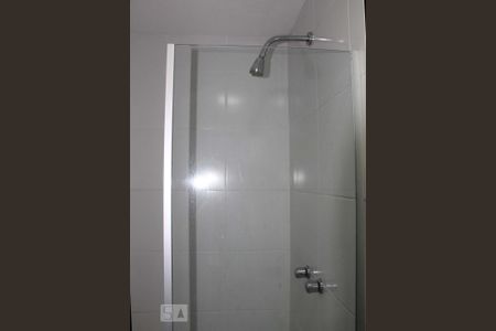 Apartamento à venda com 78m², 2 quartos e 1 vagaDetalhe banheiro