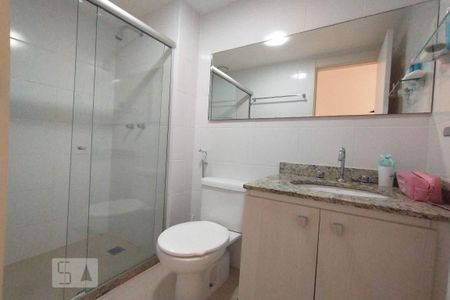 Apartamento à venda com 78m², 2 quartos e 1 vagaBanheiro Social