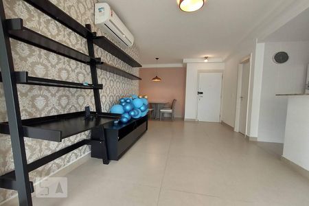 Apartamento à venda com 78m², 2 quartos e 1 vagaSala