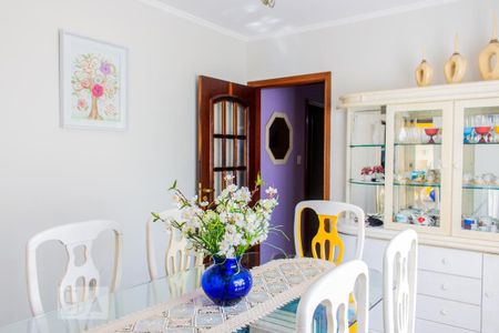 Casa à venda com 271m², 3 quartos e 3 vagas Casa à venda com 271m², 3 quartos e 3 vagasSala de Jantar