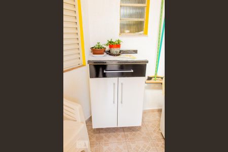 Casa à venda com 271m², 3 quartos e 3 vagas Casa à venda com 271m², 3 quartos e 3 vagasArmário