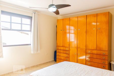 Casa à venda com 271m², 3 quartos e 3 vagas Casa à venda com 271m², 3 quartos e 3 vagasSuíte 2