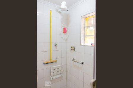 Casa à venda com 271m², 3 quartos e 3 vagas Casa à venda com 271m², 3 quartos e 3 vagasBanheiro da Edícula