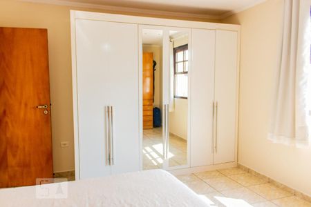 Casa à venda com 271m², 3 quartos e 3 vagas Casa à venda com 271m², 3 quartos e 3 vagasArmário