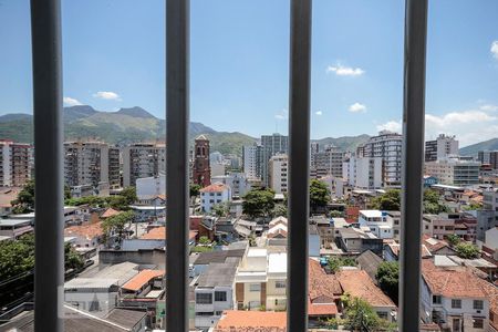 Vista Quarto 1 de apartamento para alugar com 2 quartos, 62m² em Méier, Rio de Janeiro