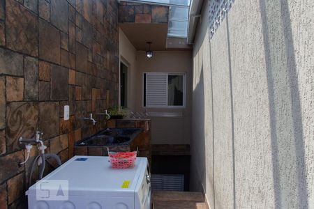 Casa para alugar com 65m², 2 quartos e 1 vagaÁrea de Serviço