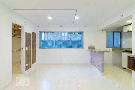 Studio para alugar com 33m², 1 quarto e 1 vagaSala e Quarto