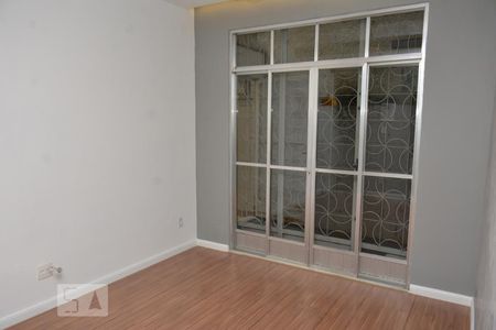 Sala  de apartamento para alugar com 1 quarto, 40m² em Praia da Bandeira, Rio de Janeiro