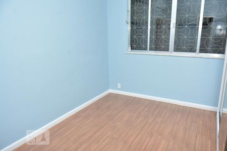 Quarto com suite  de apartamento para alugar com 1 quarto, 40m² em Praia da Bandeira, Rio de Janeiro