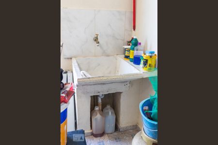 Casa à venda com 25m², 1 quarto e 1 vagaÁrea de serviço