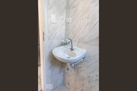 Casa à venda com 133m², 3 quartos e 2 vagasBanheiro