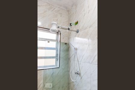 Casa à venda com 133m², 3 quartos e 2 vagasBanheiro