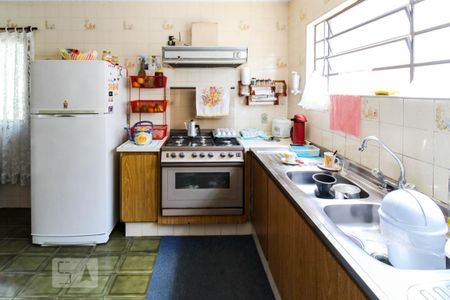 Casa à venda com 243m², 3 quartos e 2 vagas Casa à venda com 243m², 3 quartos e 2 vagasCozinha