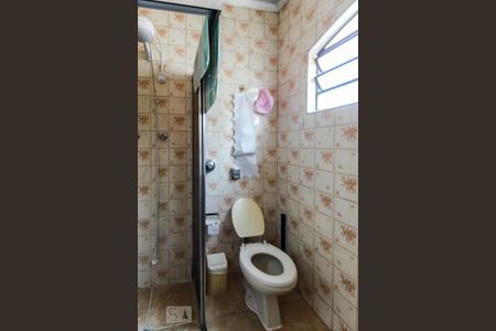 Casa à venda com 243m², 3 quartos e 2 vagas Casa à venda com 243m², 3 quartos e 2 vagasBanheiro