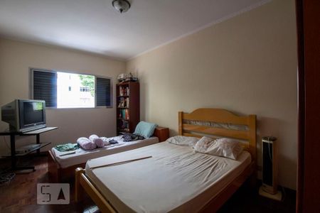 Casa para alugar com 230m², 4 quartos e 4 vagasQuarto 4