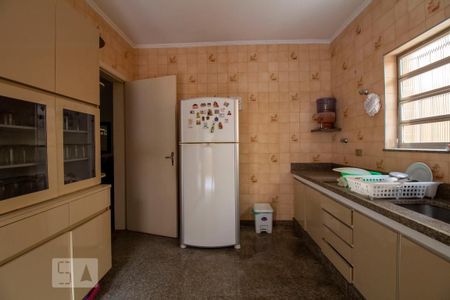 Casa para alugar com 230m², 4 quartos e 4 vagasCozinha