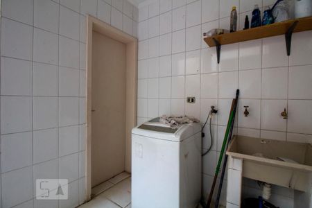 Casa para alugar com 230m², 4 quartos e 4 vagasÁrea de Serviço