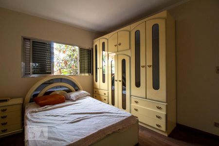 Casa para alugar com 230m², 4 quartos e 4 vagasSuíte 2