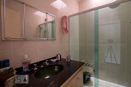 Casa para alugar com 230m², 4 quartos e 4 vagasBanheiro da Suíte 1