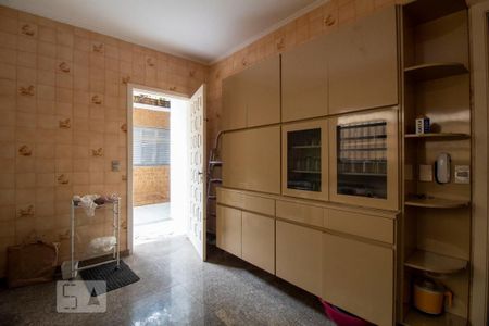 Casa para alugar com 230m², 4 quartos e 4 vagasCozinha