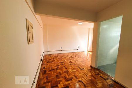 Sala de Estar de kitnet/studio para alugar com 1 quarto, 31m² em Liberdade, São Paulo