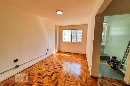 Quarto de kitnet/studio para alugar com 1 quarto, 31m² em Liberdade, São Paulo