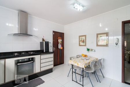 Casa à venda com 195m², 3 quartos e 3 vagasCozinha