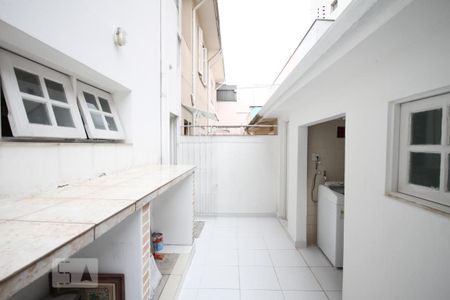 Casa à venda com 121m², 3 quartos e 2 vagasÁrea de Serviço