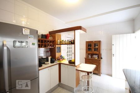 Casa à venda com 121m², 3 quartos e 2 vagasCozinha