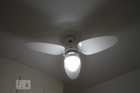 Casa à venda com 121m², 3 quartos e 2 vagasSuíte