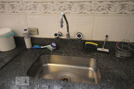 Casa à venda com 121m², 3 quartos e 2 vagasCozinha