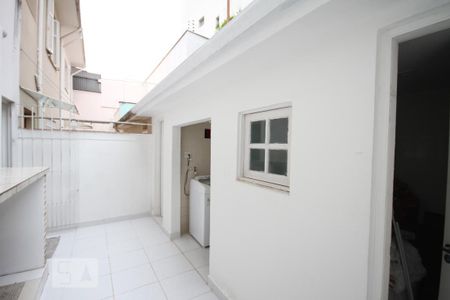 Casa à venda com 121m², 3 quartos e 2 vagasÁrea de Serviço