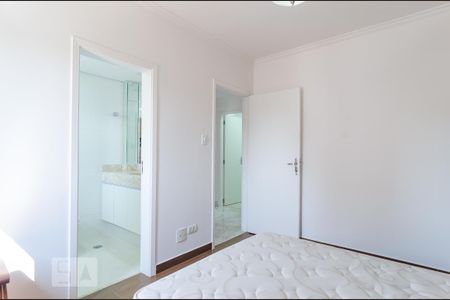 Suíte de apartamento para alugar com 3 quartos, 96m² em Vila Clementino, São Paulo
