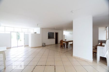 Apartamento para alugar com 96m², 3 quartos e 1 vaga Apartamento para alugar com 96m², 3 quartos e 1 vagaSalão de Festas