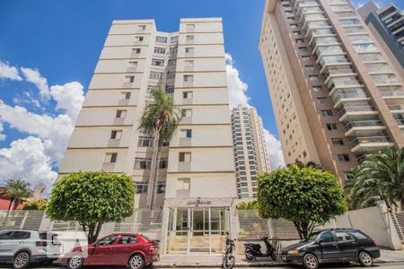 Apartamento para alugar com 96m², 3 quartos e 1 vaga Apartamento para alugar com 96m², 3 quartos e 1 vagaFachada