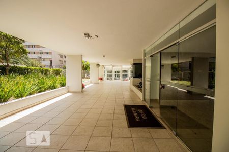 Apartamento para alugar com 96m², 3 quartos e 1 vaga Apartamento para alugar com 96m², 3 quartos e 1 vagaEntrada