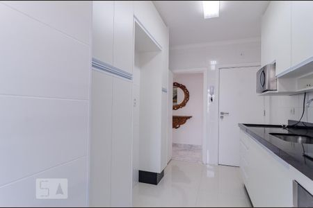 Apartamento para alugar com 96m², 3 quartos e 1 vaga Apartamento para alugar com 96m², 3 quartos e 1 vagaCozinha