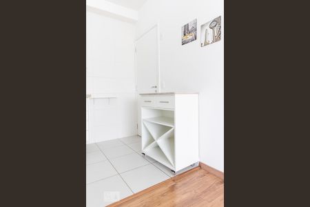 Sala/Cozinha de apartamento para alugar com 1 quarto, 41m² em Vila Dom Pedro I, São Paulo