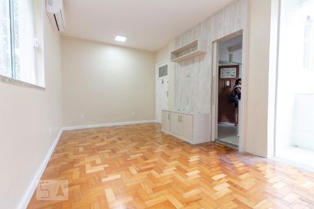 Sala de apartamento à venda com 1 quarto, 50m² em Copacabana, Rio de Janeiro