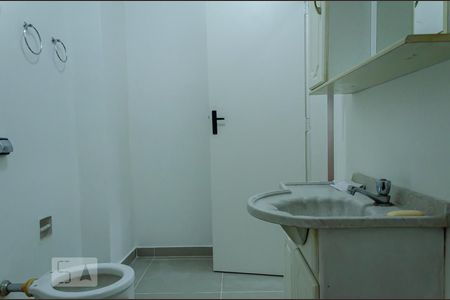 Apartamento à venda com 60m², 1 quarto e sem vaga Apartamento à venda com 60m², 1 quarto e sem vagaBanheiro
