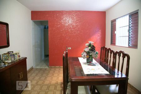 Casa à venda com 125m², 3 quartos e 2 vagas Casa à venda com 125m², 3 quartos e 2 vagasSala de Jantar