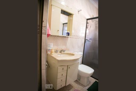 Casa à venda com 125m², 3 quartos e 2 vagas Casa à venda com 125m², 3 quartos e 2 vagasBanheiro 2