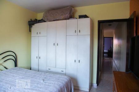 Casa à venda com 125m², 3 quartos e 2 vagas Casa à venda com 125m², 3 quartos e 2 vagasQuarto 3