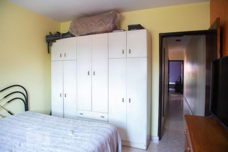 Casa à venda com 125m², 3 quartos e 2 vagas Casa à venda com 125m², 3 quartos e 2 vagasQuarto 3