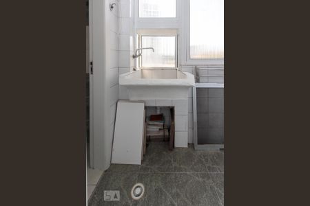 Apartamento para alugar com 89m², 2 quartos e 1 vagaÁrea de serviço
